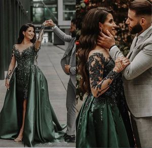 Hunter Emerald Green Evening Formal Dresses 2024 Luxury Long Sleeve Beaded Lace Sexy Slit Arabic Occasion Prom Dress with Overskirt