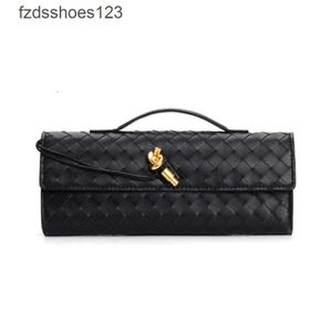 2024 Long Hardware Buckle Borse Lady Clutch Borse fatte a mano singola chiusura diagonale francese nuova croce Andino Bottegs Spalla Women Venets Bag 886R