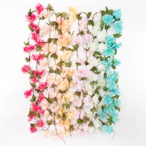 Konstgjorda blommor Silk Wedding Arch Fake Sakura Plastic Vine Hanging Tak Garland Cherry Blossom Home Pipe Bakgrundsdekor