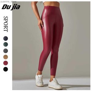 Stroje jogi kobiety seksowne chude skórzane spodnie z wysokim talią elastyczne joga legginsy wielokolorowe Slim Pencil Pants Sport Sport Sports Y240410