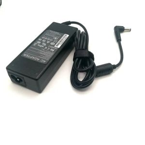 ADAPTER 19V 4.74A 5.5*2,5 mm 90W Laptop -laddare för ASUS A45V K55D K55V X81S A40J A40D/E F3V A43S X54H X84H K45V A85V A55VD X75VD X401AA