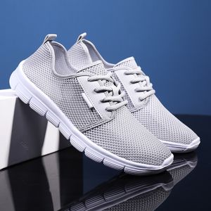 2024 Moda clássica Sapatos casuais confortáveis para homens respiráveis preto branco azul azul escuro escuro chaquei cinza marrom café pêssego sapato de corrida de corrida a0353