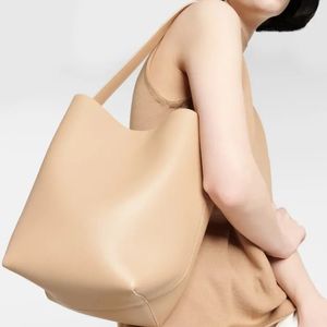 Sacchetti di superficie liscia di strada liscia borse a spalla singola in pelle di lusso per donna LCU HASHBAG Y2K Shopper Borse Shopper 240329