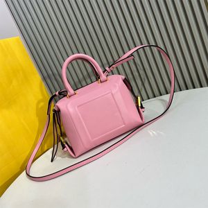 Luxusdesigner Würfel Mini -Einkaufstasche Damen Retro geprägte Buchstaben Nappa Weiche Lederfutterbuchstaben Druckermodische Einkaufstasche Hochwertige Crossbody -Taschen Handtasche