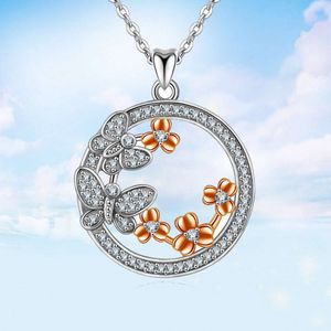 Fashionable Butterfly Circular Diamond Pendant Necklace for Women