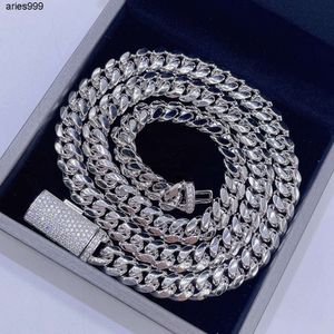 Droipshipping Ready to Ship Moissanite Clasp Lock Miami Thick 8mm Silver Cuban Chain