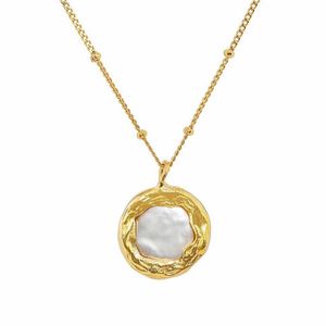 High-End Velvet French Retro Simple Baroque Freshwater Button Pearl Necklace Mother Shell Elegant Stacked with Pendant Clavicle Chain Female