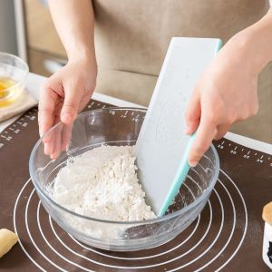 9 -Zoll -Konditorschneider Plastikkuchen Spatel Teigschaber mit Messmaßstab Buttermesser Brot Pizza Fondant DIY Backwerkzeuge