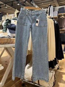 Frauen Jeans Rückenknöpfe Low Rise Women Frühling lässige Taschen gerade Denimhose Femme Retro Streetwear Y2K Baumwollhose