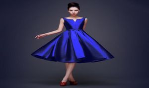 Burgundyroyal BlueBlack Cocktailkleider elegante Taft eine Linie Knie Länge Abend formelle Kleider Party Schnürung Rücken 20175762752