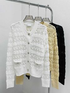 Designer Cardigan Sweaters Womens Hollow Knit Topps Loogo Logo Print långärmad knapp upp stickad jacka lyxdesigners Tröja Kvinnkläder