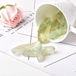 50g Natural Green Crystal Cluster Irregular Energy Stone Ore Mineral Crystal Stone Rock Mineral Teaching Specimen Ornaments