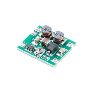 DC-DC Buck-Boost Converter Module 3V ~ 15V till 1V ~ 15V 5V 6V 9V 12V 700MA/5W Steg nedåt/upp justerbar kraftspänning Regulator Board