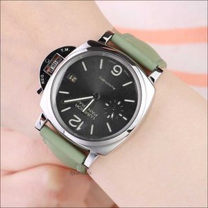 남자 시계 선물 Panerrais Temperament Watch Sapphire Mirror 스위스 자동 이동 크기 44mm 바늘 버클 jel6을 가진 44mm cowhide 스트랩