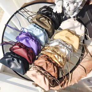 Genuine Leather woven Mini pouch Designer cloud bag Womens mens Luxury handbag Clutch Shoulder bag strap mirror quality tote satchel fashion makeup Crossbody Bags