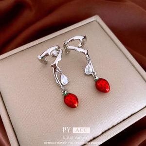 Zircon Strawberry Geométrico Tassel Clipe de ouvido com brincos minimalistas do Instagram coreano, Brincos elegantes e avançados e versáteis