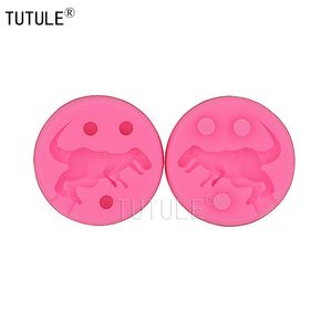 Gadgets-DinosaurFlexible Silicone Mold Use with Resin,Clays Food Safe Fondant Chocolate Sugar Art Candy Gum Paste Dinosaur mould