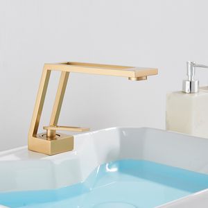 Rozin Nordic Style Basin Faucet Square Hollow-Carved Design Brushed Gold Bathroom Sink Faucetsデッキマウントコールドホットミキサータップ