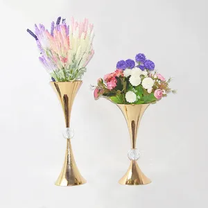 Vaser metall blomkrukor dekorativ gyllene vas parti bröllop bord mittpieces hem romantisk årsdag dekoration