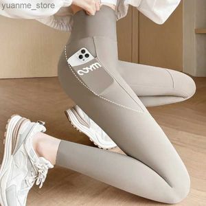 Yoga kläder Yoga Leggings with Pocket High Maisted Hip Lifting Pants Seamless Sports Tights Runniung Push Up Legging Gym Sportswear Byxor Y240410