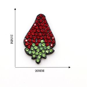 10pcs/lotto fragola di strass di strass per stoviglia per cucitura per cucitura applique ricamo applique per vestiti cappello da scarpa fai da te fai da te