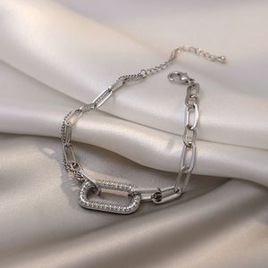 Минималистский дизайн стиля металлов с геометрическим алмазом Inlay Ins, персонализированный модный интернет -модный темперамент знаменитости, браслет корейской версии