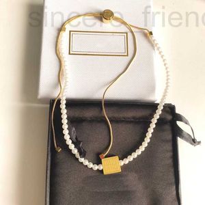 Strands Designer Miss Miao 24 Early Spring Pearl Long Necklace Miu Justerbar High End Internet Celebrity doftande vindhänge FRU9