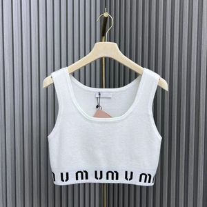 Womens Tank Short Shirts Sleeveless Yoga Sport Slim Designer Tshirts Woman Camisoles Summer Tees Vest Short Shirt Party Vests Printed Asian S-L