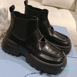 المثلث العلامة التجارية علامة البقر البقر Martin Boots Sheepeskin بطانة سميكة وحيدة مضادة للشرائح السيدات الجوارب