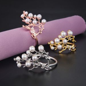 6pcs Pearl Deer Sapkin Pierścienie serwetek serwetek Buckle Uczepek Nowy Rok Hotel Wedding Gift Party Bankiet Dekoracja stolika