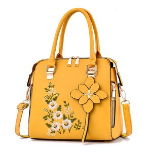 Borsa con cerniera alla tracola di spalle floreali per il lavoro Casualmente Croce Cross Womens Decor Borse 240326