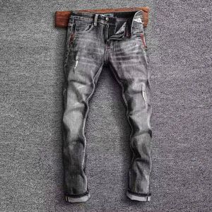 Erkekler Kot Moda Vintage Erkekler Yüksek Kaliteli Retro Siyah Streç İnce Uygun Yırtık Nakış Tasarımcısı Denim Pantolon Hombre