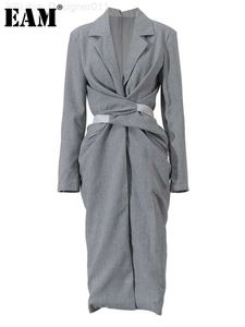 Abiti sexy urbani Eam Grey Long Knot Womens Elegante Nuovo maniche a V-Neck Long Sliose Fit per la tendenza della moda primavera/estate 2024 1W502 C240411