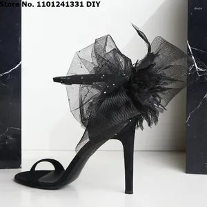 Sandalet siyah örgü çiçek dekor yüksek topuk kadın stiletto topuk açık ayak parmağı seksi toka yaz ayakkabıları