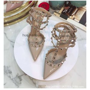 Head Designer Heel Charm Stud Shoes Slim Pump Summer New High Leather Valenstino Fashion Heels Women Sandals Riveted Pointed B17P