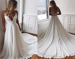 Prosta zaprojektowana satyna Suknie ślubne Seksowne V Cut Niski Back Spaghetti Pasp Applice Długie pociągiem Bridal Summer Robe de Mariee3136400