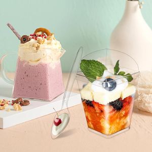 Engångskoppar sugrör 30 st -dessert med skedar 5oz/150 ml klar fyrkantig aptitretare mini återanvändbara plastkrukor set stapelbara