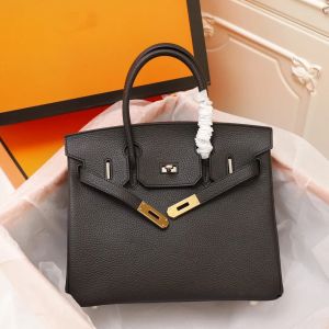 Kvinnors designer axelband crossbody väska kuvert skal handväska handväska storlek 2 äkta läder plånbok koppling