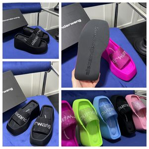 2024 Tasarımcı Sandalet Terlik Kadın Kadife Malzeme Rhinestone Velcro Bant Yumuşak Oda Gai Platform Slip-On Boyut 35-42 10 cm Topuk Resmi Ofis