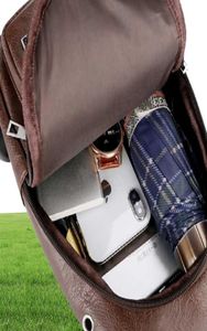 Duffel Bags USB Charging Men Teen Pack Pack Leather Sling Bag Boys Telefone portátil Crossbody Property Fashion Travel1756321