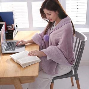 Coperte da donna rosa Scialle coperta inverno inverno caldo piccolo ufficio siesta multifunzione doppia spessa comoda morbida