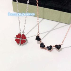 Two Wear Four-leaf Clover 4 Love Heart 925 Silver Iced Out Cubic Zirconia Magnetic Folding Pendant Necklace for Girl