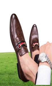 Новый дизайнер -модельер мужчина Odile Print Casual Flats Shoes Oxford British Gentleman Wedding Dress Homecoming Ram Lofers A198050064