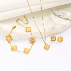 Дизайнерские ожерелья для бренда устанавливают роскошные титановые стальные серьги браслета Choker Chain Flowers Flower