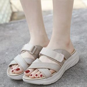 Hausschuhe 2024 Sommersandalen Frauen Leichte Sportstil bequeme Frauenschuhe große dicke untere Damen Damen