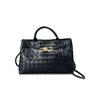 مصمم واحد Andiamo يحمل Bottgas Bag Crossbody Venetas Women Women Pass New Handheld Leather Lovel Bow Metal rop