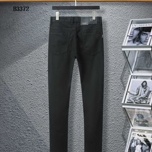 High End 2024 Black Jeans Elastic Slim Fit New Casual Pants Small Feet Men's Pants Versatile B3372