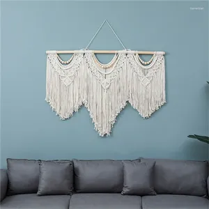 Gobeliny duża macrame WALL WAKING TOBESTRY Ręka tkanie drewnianymi koralikami do dekoracji salonu w tle.