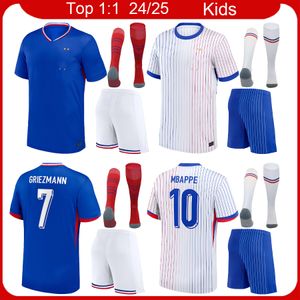 Franska fotbollströjor barn fotbollssatser 2024 franch hem borta pojkar fotboll tröja kit 24 25 mbappe griezmann giroud fotboll tröja full set maillot camiseta maglia