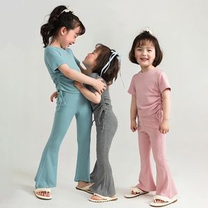 Kızlar Giysileri Setleri Yaz Kıyısı Toddler Kısa Kollu Tshirt Topspants Kit Sevimli Çocuk Pantolon 39T 240408 için